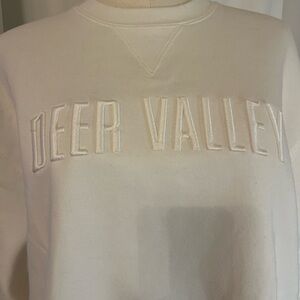 NWT GEAR White on White Deer Valley Women’s Sweatshirt